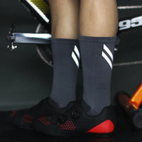 Cycling Socks Reflective New DH Highly Cycling Sports Running Fitness Moisture Wicking Lycra Breathable Mid-Calf Socks